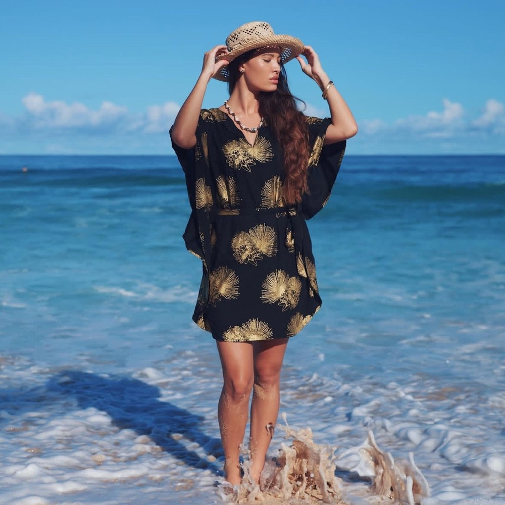 Kahulalea Dress Pili in Black and Gold Hopoelehuaopuna Extra Small